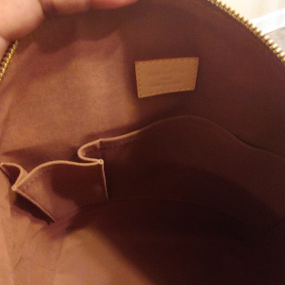 Authentic Louis Vuitton Lock it Handbag - Picture 6 of 8